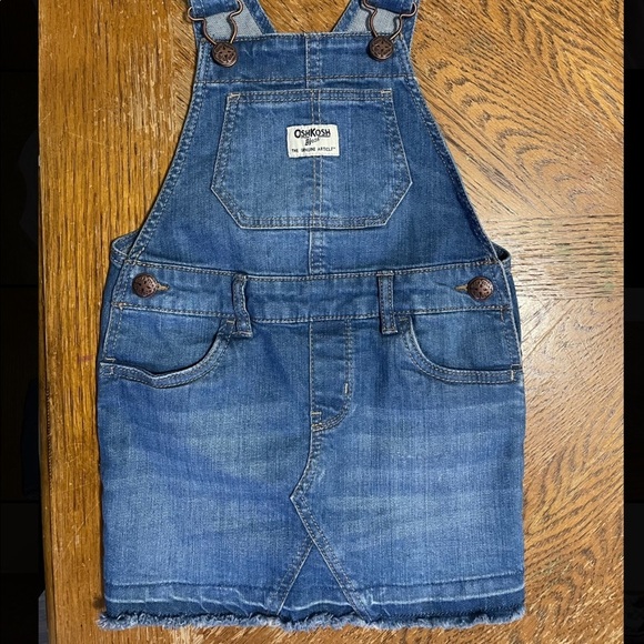 OshKosh Toddler Girl 2T Patchwork Denim Overall - Picture 1 of 3